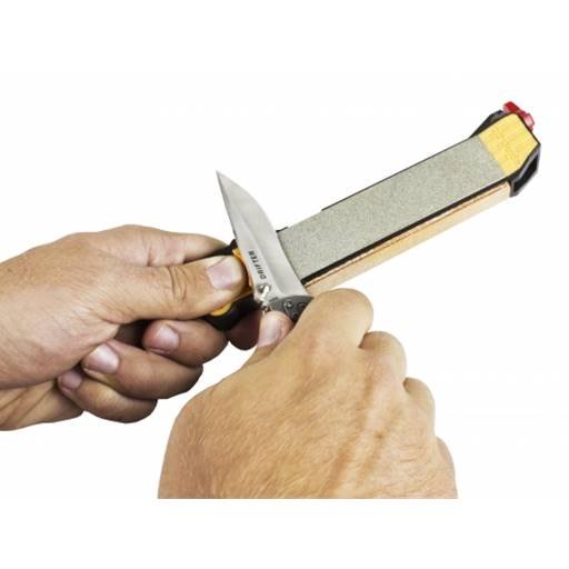ae00-5889_2_ Work Sharp Guided Field Sharpener
